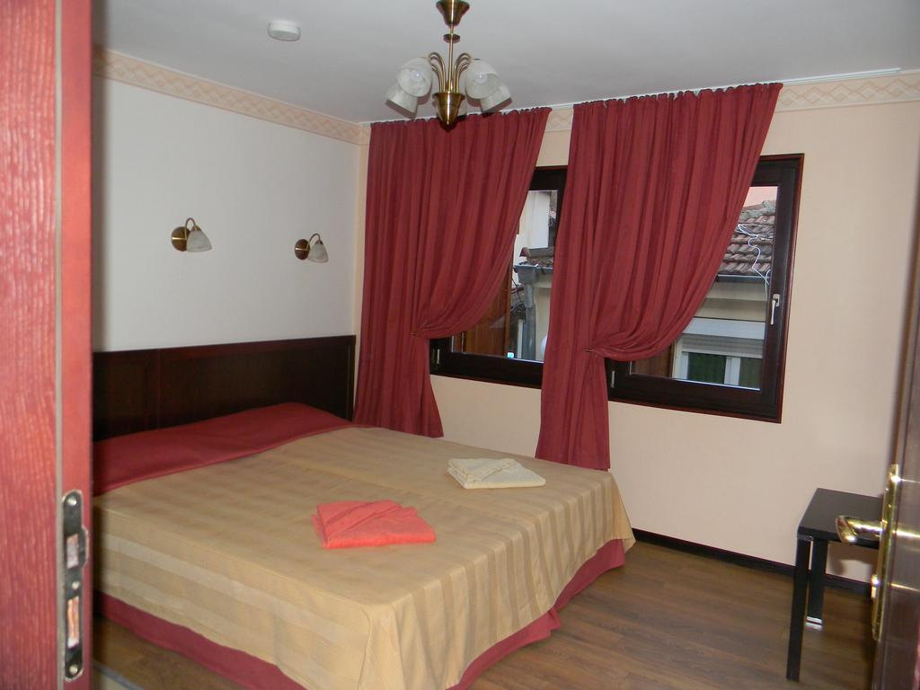 Hotel House Diona Sozopol Esterno foto